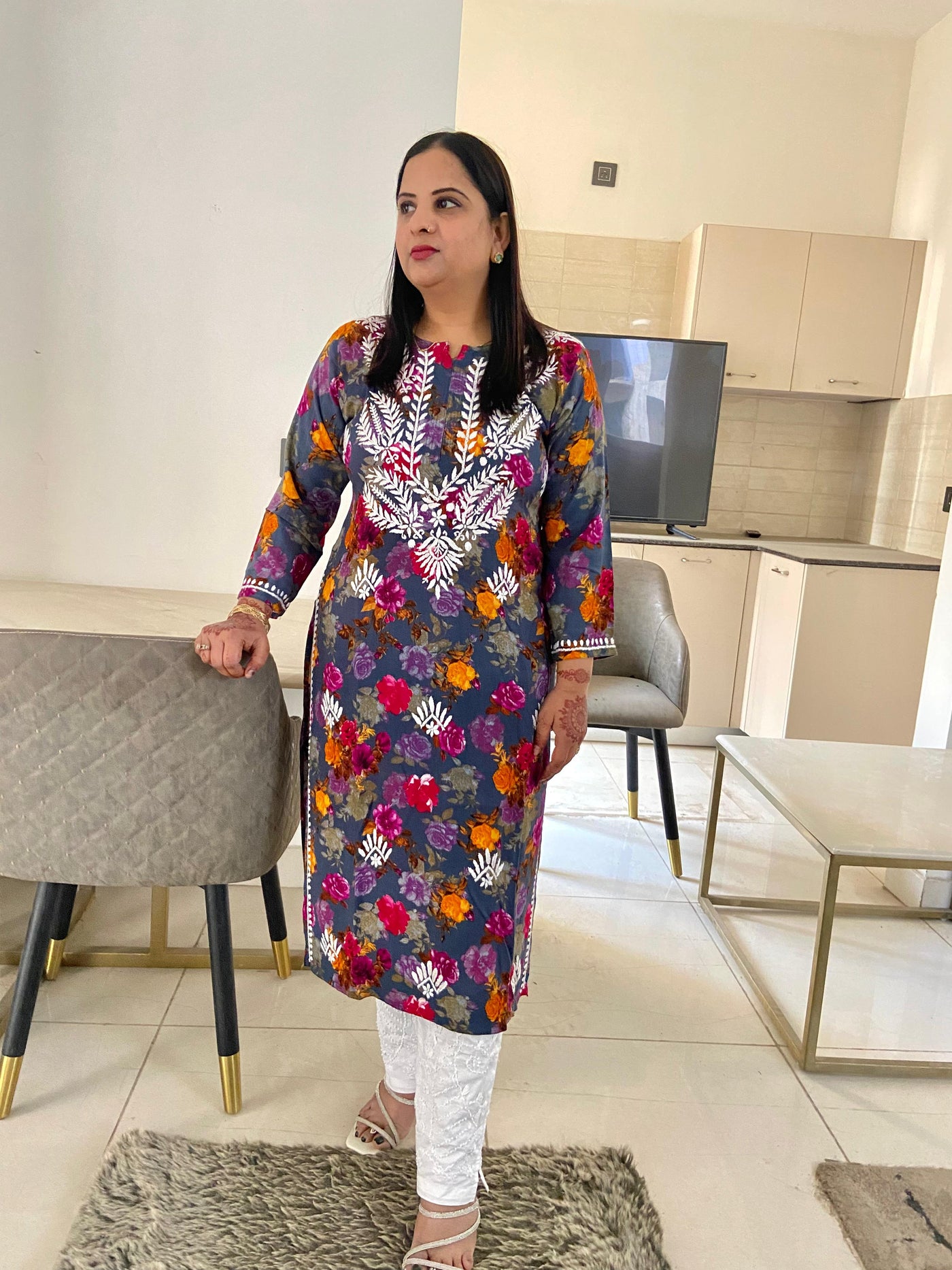 Chikankari Floral Modal Straight Kurti