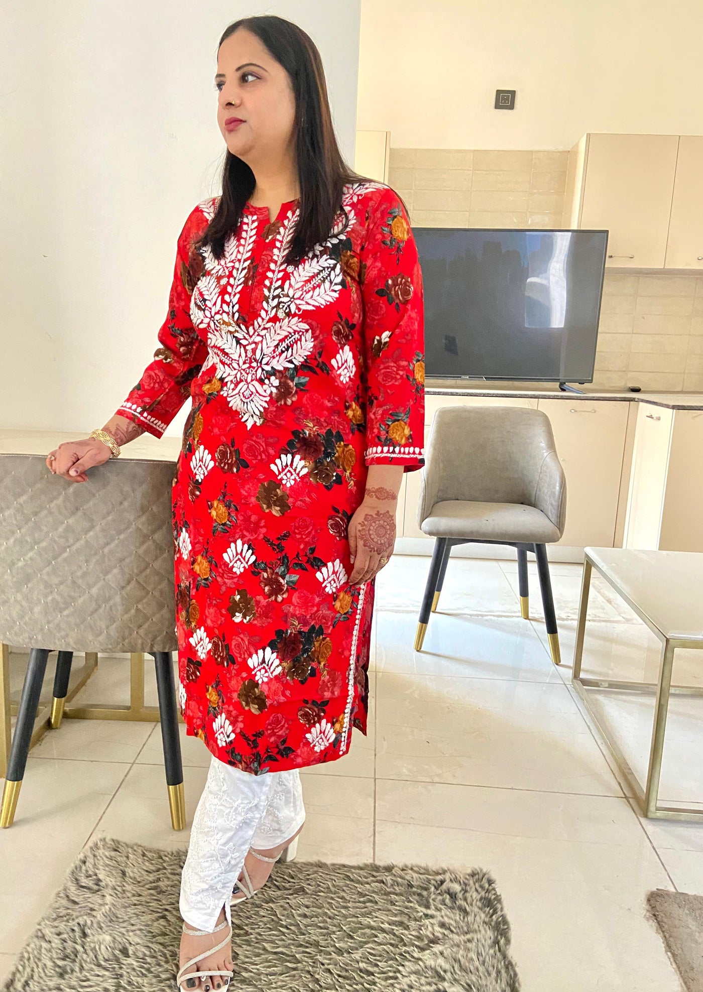 Chikankari Floral Modal Straight Kurti